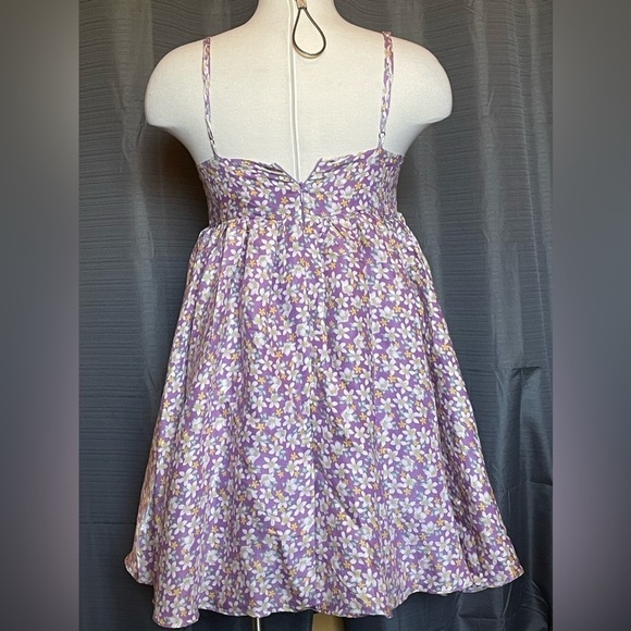 NWT Storia Jade floral dress. - Picture 3 of 6